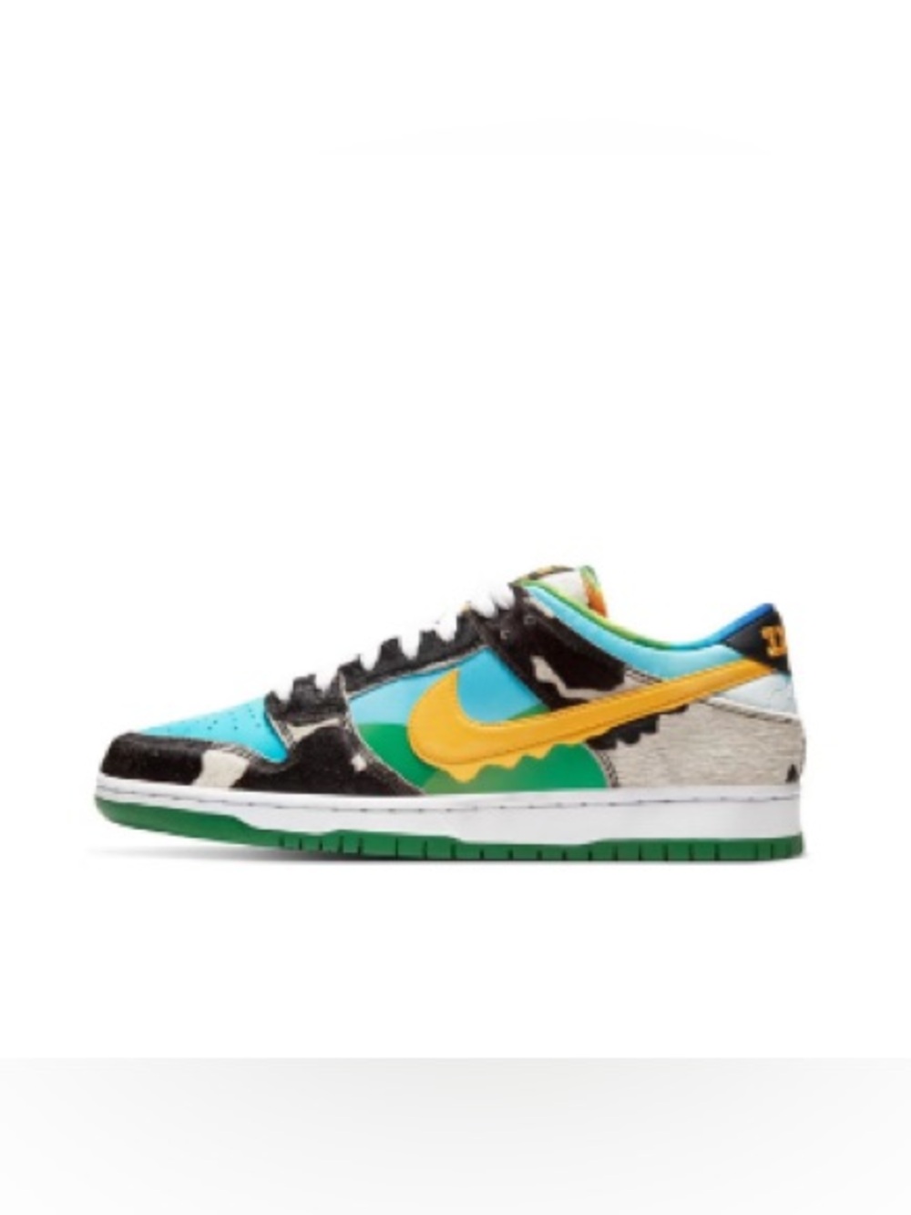 Nike Mens Low-Top Sneaker in Teal, Yellow and Green